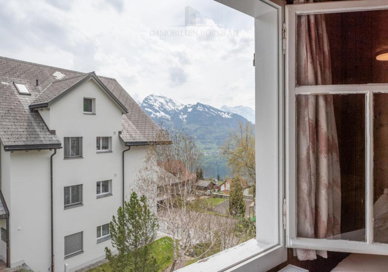 Riviera Bed & Breakfast Amden Luaran gambar